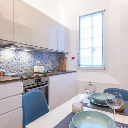 Caseospitali - Daimo, Delizioso Bilocale Fiera Perfetto Per 5 Apartment *
