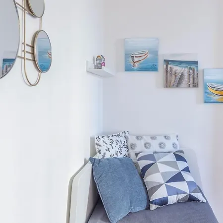 Caseospitali - Daimo, Delizioso Bilocale Fiera Perfetto Per 5 Apartment